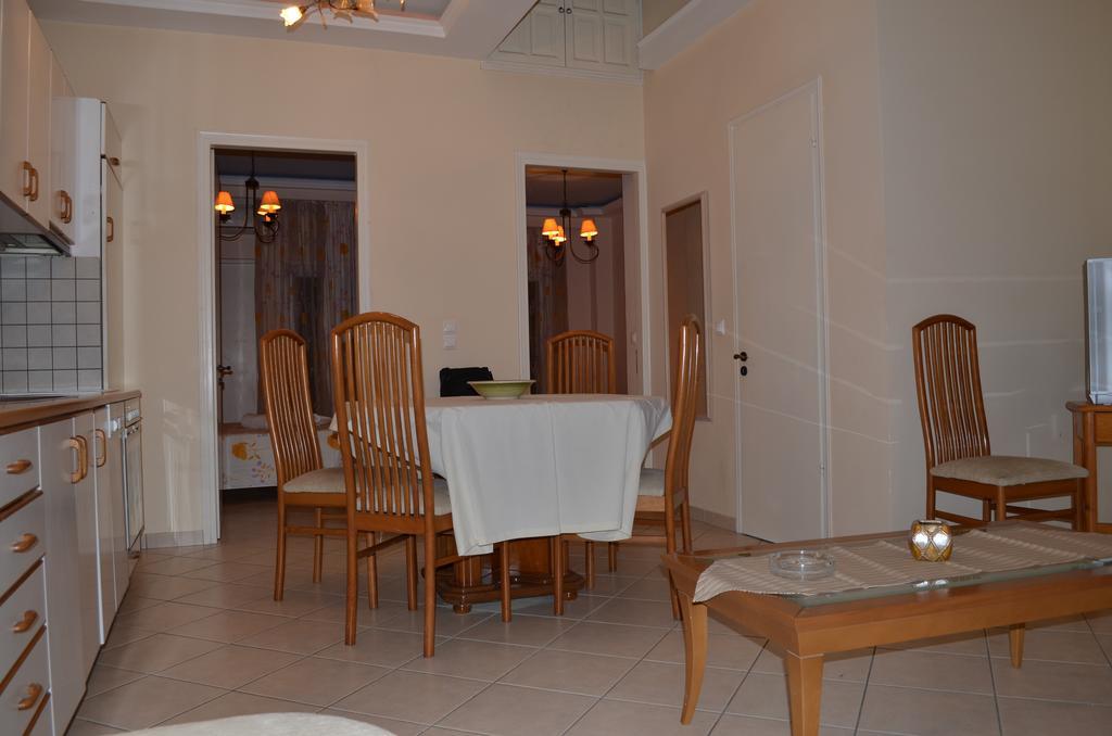 Annas Apartment Парга Экстерьер фото